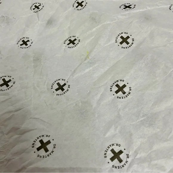 Dr. Martens Tissue Paper Two Pieces - Picture 7 of 7